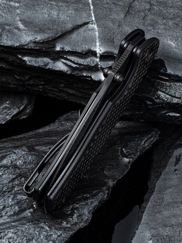 Pintail Flipper Knife Twill Carbon Fiber Overlay On Black G10 Handle (Damascus Blade) C 2020DS-1